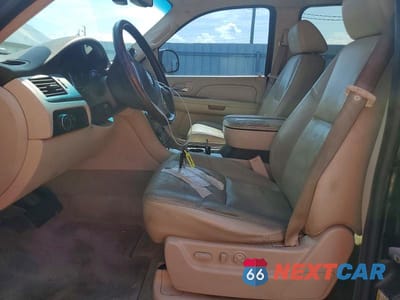 Zdjęcie 7 z 13 samochodu: 2007 CADILLAC ESCALADE ESV VIN:1GYFK66817R297171 - miniatura