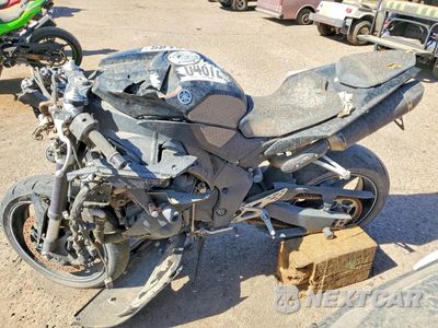 Trzecie zdjęcie samochodu z tyłu: 2010 YAMAHA YZFR1 VIN:JYARN23E9AA008214 - miniatura