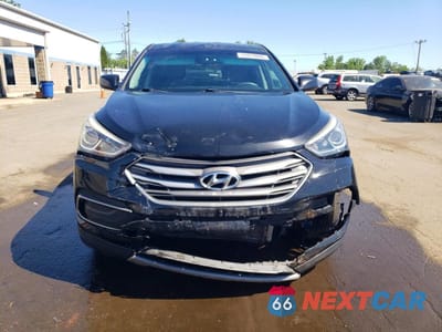 Piąte zdjęcie samochodu w środku: 2018 HYUNDAI SANTA FE SPORT 2.4L VIN:5NMZTDLB2JH077540 - miniatura