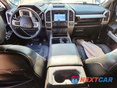 Zdjęcie 8 z 12 samochodu: 2017 FORD F250 SUPER DUTY VIN:1FT7W2BT5HEC84580 - miniatura