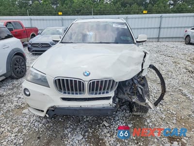 Piąte zdjęcie samochodu w środku: 2014 BMW X3 XDRIVE28I VIN:5UXWX9C52E0D25324 - miniatura
