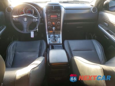 Zdjęcie 8 z 13 samochodu: 2011 SUZUKI GRAND VITARA JLX VIN:JS3TD0D76B4100870 - miniatura