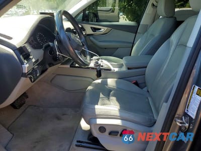 Zdjęcie 7 z 12 samochodu: 2017 AUDI Q7 PREMIUM PLUS VIN:WA1LHAF70HD046474 - miniatura