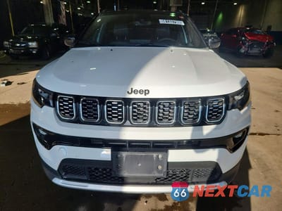 Piąte zdjęcie samochodu w środku: 2025 JEEP COMPASS LIMITED VIN:3C4NJDCN8ST509034 - miniatura