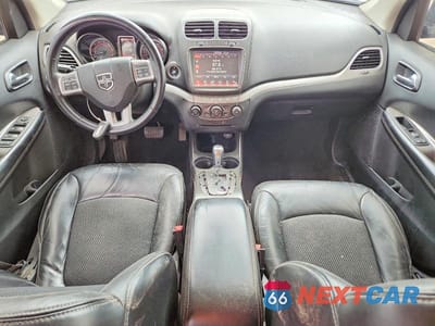 Zdjęcie 8 z 13 samochodu: 2019 DODGE JOURNEY CROSSROAD VIN:3C4PDCGB4KT681135 - miniatura