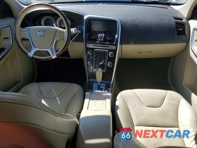 Zdjęcie 8 z 13 samochodu: 2012 VOLVO XC60 3.2 VIN:YV4940DL0C2311093 - miniatura