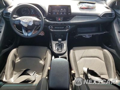 Zdjęcie 8 z 13 samochodu: 2018 HYUNDAI ELANTRA GT BASE VIN:KMHH35LE2JU067400 - miniatura