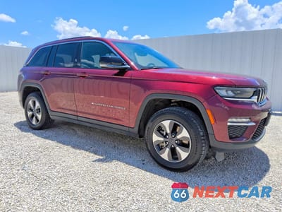 Czwarte zdjęcie samochodu z boku: 2024 JEEP GRAND CHEROKEE LIMITED 4XE VIN:1C4RJYB61RC171677 - miniatura