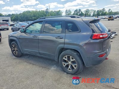 Drugie zdjęcie samochodu z przodu: 2018 JEEP CHEROKEE TRAILHAWK VIN:1C4PJMBX9JD610454 - miniatura