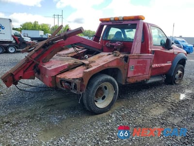 Trzecie zdjęcie samochodu z tyłu: 2006 FORD F550 SUPER DUTY VIN:1FDAF57P96EA68999 - miniatura