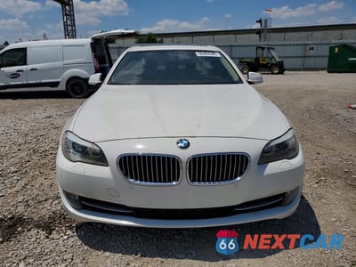 Piąte zdjęcie samochodu w środku: 2013 BMW 535 XI VIN:WBAFU7C53DDU74776 - miniatura