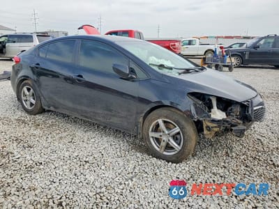 Czwarte zdjęcie samochodu z boku: 2015 KIA FORTE LX VIN:KNAFK4A60F5292448 - miniatura
