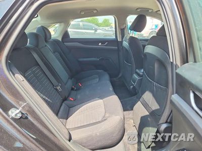 Zdjęcie 10 z 13 samochodu: 2025 KIA K5 LXS VIN:KNAG24J77S5337604 - miniatura