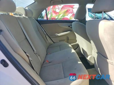 Zdjęcie 10 z 12 samochodu: 2013 TOYOTA COROLLA LE VIN:2T1BU4EE5DC958197 - miniatura