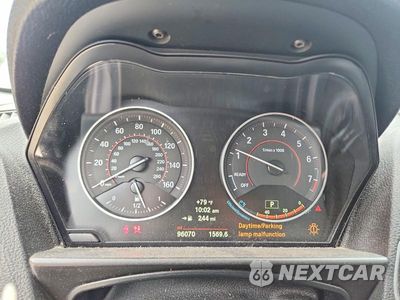 Zdjęcie 9 z 12 samochodu: 2016 BMW M235I VIN:WBA1M1C55GV393879 - miniatura