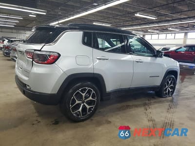 Trzecie zdjęcie samochodu z tyłu: 2025 JEEP COMPASS LIMITED VIN:3C4NJDCN8ST556869 - miniatura