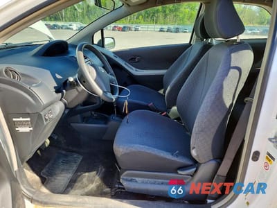 Zdjęcie 7 z 12 samochodu: 2009 TOYOTA YARIS BASE VIN:JTDJT903295263407 - miniatura