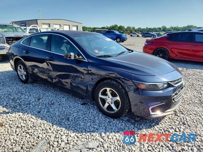Czwarte zdjęcie samochodu z boku: 2018 CHEVROLET MALIBU LS VIN:1G1ZB5ST1JF108656 - miniatura