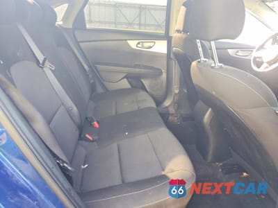 Zdjęcie 10 z 13 samochodu: 2024 KIA FORTE LXS VIN:3KPF24AD2RE725620 - miniatura