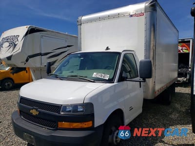 2021 CHEVROLET EXPRESS BOX TRUCK 1HA6GVC76MN006823 - główne zdjęcie licytacji z USA - miniatura