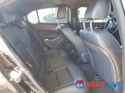 Zdjęcie 10 z 12 samochodu: 2017 MERCEDES-BENZ GLA 250 4MATIC VIN:WDCTG4GB3HJ315625 - miniatura