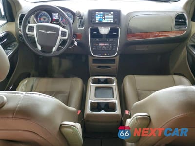 Zdjęcie 8 z 13 samochodu: 2014 CHRYSLER TOWN & COUNTRY TOURING VIN:2C4RC1BG5ER280395 - miniatura