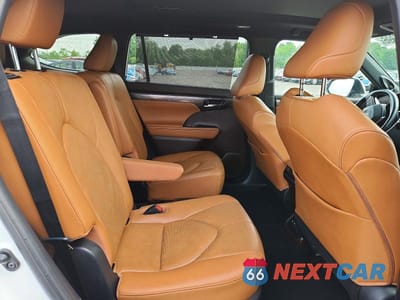 Zdjęcie 11 z 14 samochodu: 2020 TOYOTA HIGHLANDER HYBRID PLATINUM VIN:5TDEBRCH8LS005616 - miniatura