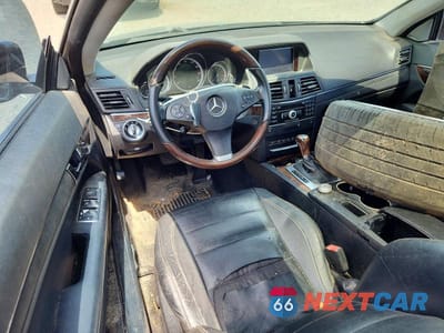 Zdjęcie 8 z 12 samochodu: 2011 MERCEDES-BENZ E 350 VIN:WDDKJ5GB7BF064164 - miniatura