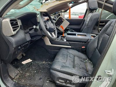 Zdjęcie 7 z 12 samochodu: 2024 TOYOTA TUNDRA CREWMAX LIMITED VIN:5TFJA5DB6RX172144 - miniatura