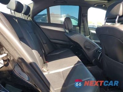 Zdjęcie 10 z 12 samochodu: 2008 MERCEDES-BENZ C 300 VIN:WDDGF54X78F047395 - miniatura