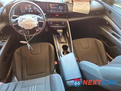Zdjęcie 8 z 12 samochodu: 2025 HYUNDAI ELANTRA SEL SPORT VIN:KMHLM4DG3SU018970 - miniatura