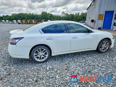 Trzecie zdjęcie samochodu z tyłu: 2014 NISSAN MAXIMA 3.5 S VIN:1N4AA5AP2EC434569 - miniatura