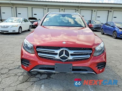 Piąte zdjęcie samochodu w środku: 2017 MERCEDES-BENZ GLC 300 4MATIC VIN:WDC0G4KB2HF198911 - miniatura