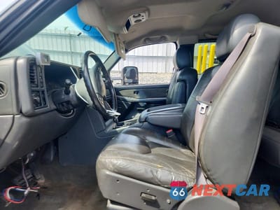 Zdjęcie 7 z 12 samochodu: 2003 CHEVROLET SILVERADO K2500 HEAVY DUTY VIN:1GCHK29183E185183 - miniatura