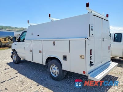 Drugie zdjęcie samochodu z przodu: 2025 FORD ECONOLINE E350 SUPER DUTY CUTAWAY VAN VIN:1FDWE3FN3SDD04169 - miniatura