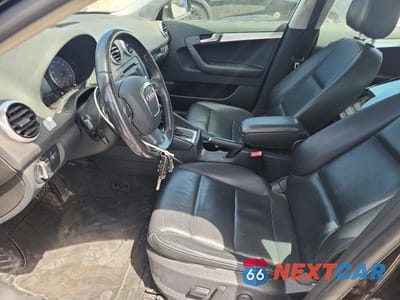 Zdjęcie 7 z 12 samochodu: 2011 AUDI A3 PREMIUM PLUS VIN:WAUKJAFM2BA059115 - miniatura