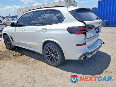 Drugie zdjęcie samochodu z przodu: 2026 BMW X5 XDRIVE4 VIN:5UX23EU04T9343559 - miniatura