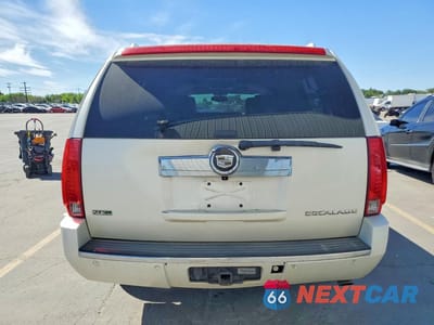 Zdjęcie 6 z 13 samochodu: 2010 CADILLAC ESCALADE ESV PREMIUM VIN:1GYUKJEF1AR108455 - miniatura