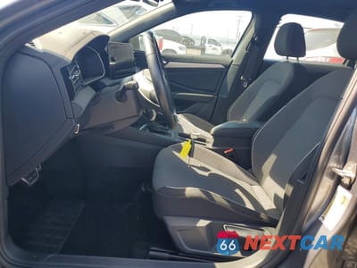 Zdjęcie 7 z 13 samochodu: 2025 VOLKSWAGEN JETTA SPORT VIN:3VWBX7BU4SM064388 - miniatura