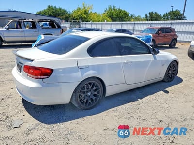 Trzecie zdjęcie samochodu z tyłu: 2008 BMW 328I VIN:WBAWV13508P119997 - miniatura