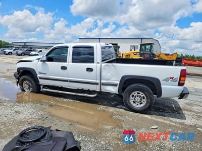 Drugie zdjęcie samochodu z przodu: 2002 CHEVROLET SILVERADO K2500 HEAVY DUTY VIN:1GCHK23192F104466 - miniatura