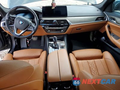 Zdjęcie 8 z 12 samochodu: 2023 BMW 530 I VIN:WBA53BH03PCN19076 - miniatura