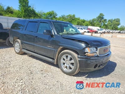 Czwarte zdjęcie samochodu z boku: 2005 GMC YUKON XL DENALI VIN:1GKFK66U85J246382 - miniatura