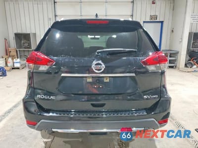 Zdjęcie 6 z 13 samochodu: 2018 NISSAN ROGUE SV VIN:KNMAT2MV7JP559728 - miniatura