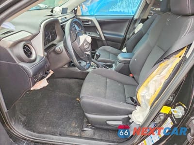 Zdjęcie 7 z 12 samochodu: 2018 TOYOTA RAV4 XLE VIN:2T3RFREV8JW783662 - miniatura