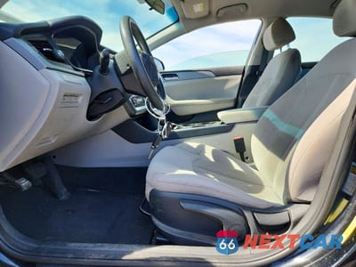 Zdjęcie 7 z 12 samochodu: 2019 HYUNDAI SONATA SE VIN:5NPE24AF3KH813834 - miniatura