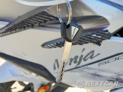 Zdjęcie 8 z 9 samochodu: 2025 KAWASAKI EX500 VIN:ML5EXGG15SDA70661 - miniatura