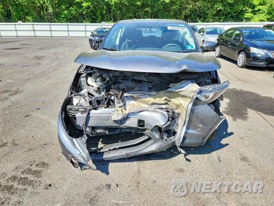 Piąte zdjęcie samochodu w środku: 2018 NISSAN ROGUE SPORT S VIN:JN1BJ1CR0JW252662 - miniatura