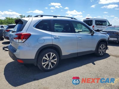 Trzecie zdjęcie samochodu z tyłu: 2023 SUBARU FORESTER LIMITED VIN:JF2SKAPC9PH469531 - miniatura