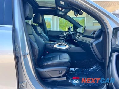Piąte zdjęcie samochodu w środku: 2020 MERCEDES-BENZ GLE 350 4MATIC VIN:4JGFB4KB1LA107319 - miniatura